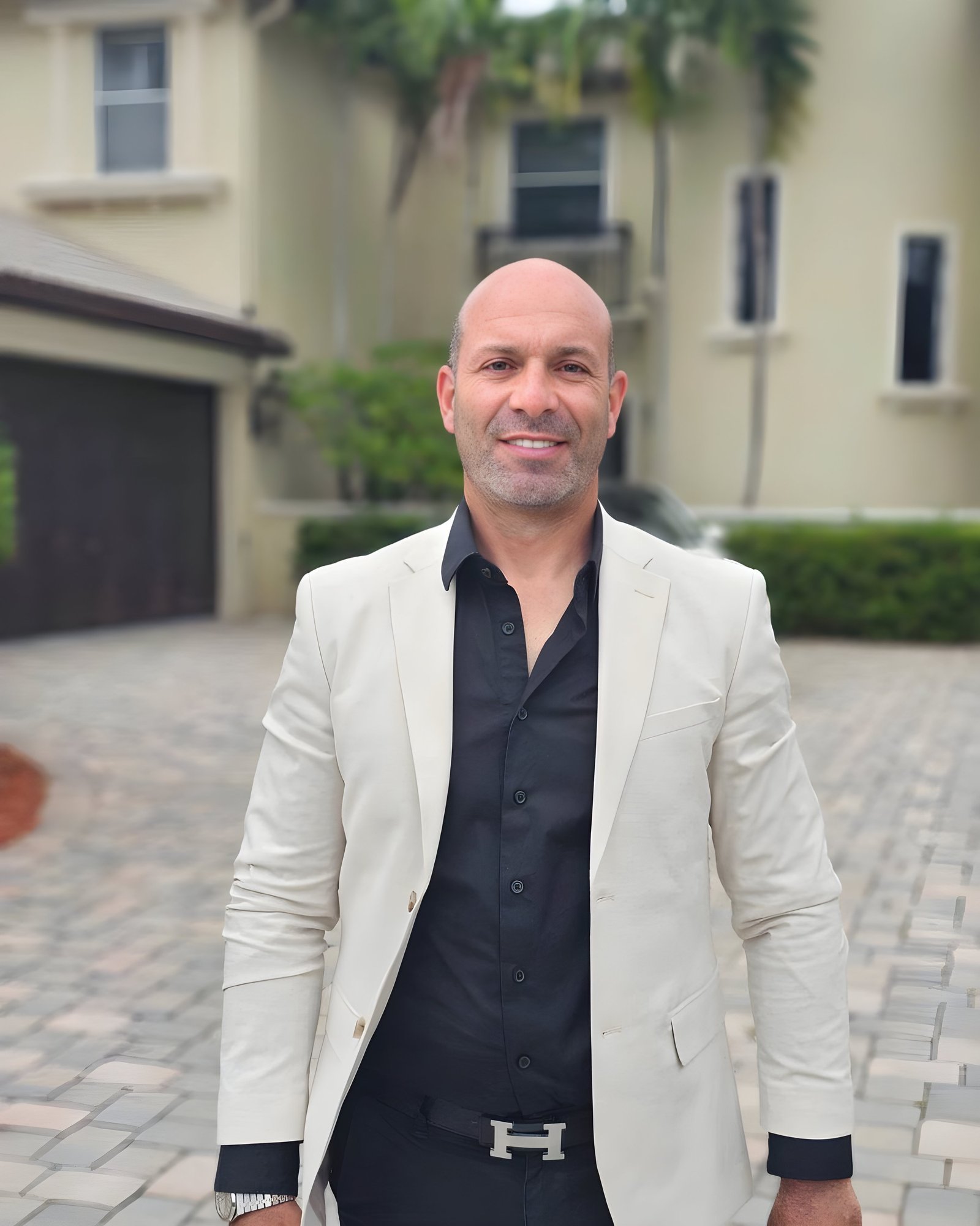 Shalom Dgani, founder of Dgani Group, real estate agent in Davie FL
